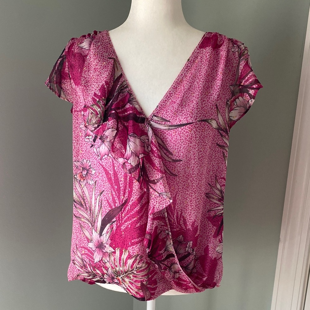 White House Black Market Pink Floral Blouse